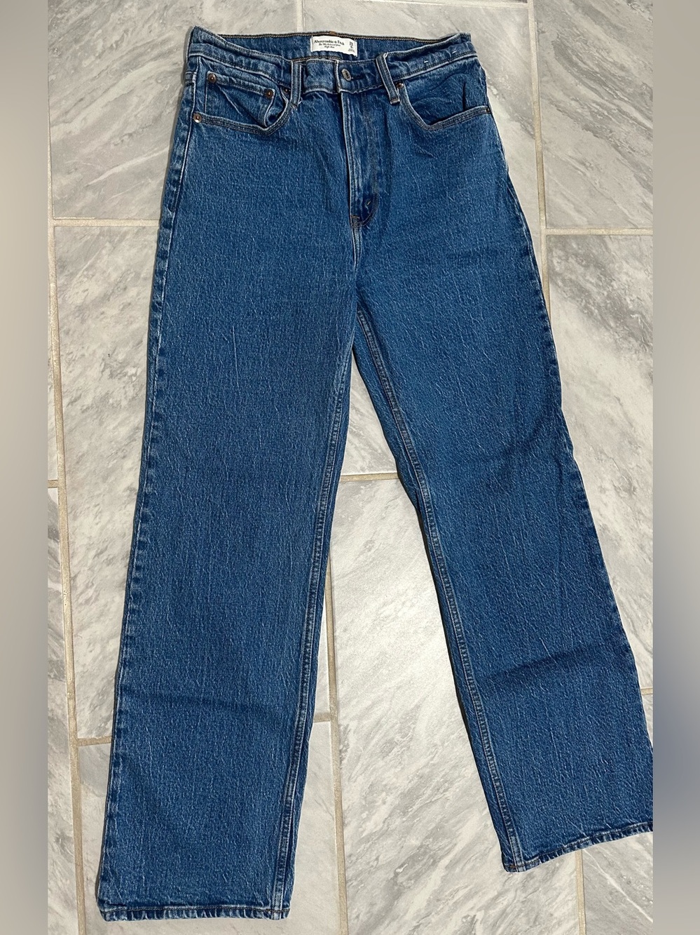 Abercrombie & Fitch Womens Blue 90s Relaxed Jeans Straight Size 6R (28Wx30L)